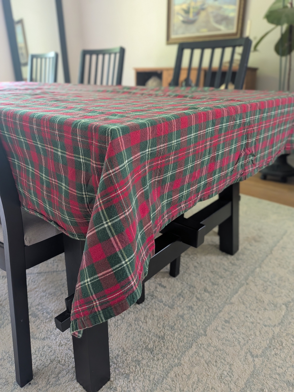 Plaid Red and Green Holiday Tablecloth - Classic Dining Decor